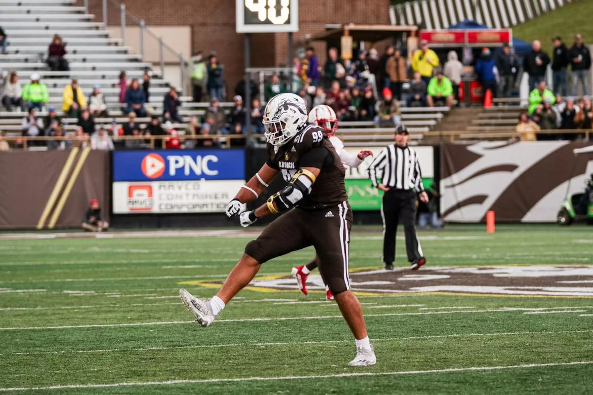 Marshawn Kneeland, former Western Michigan star and Dallas Cowboy, dead at 24