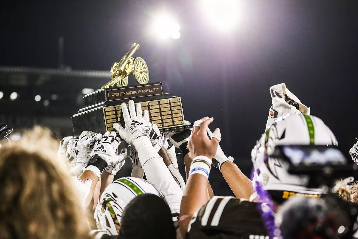 Instant reaction: Western Michigan comes back, beats CMU to retake Victory Cannon