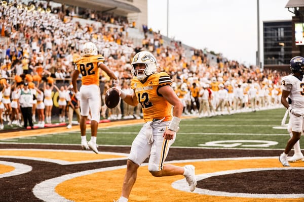 Bold 2-point call, dose of belief power Western Michigan to last-minute win vs. Toledo, 14-13